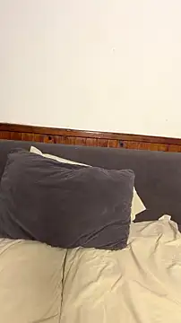 Živá chatovací místnost LuciaLatina