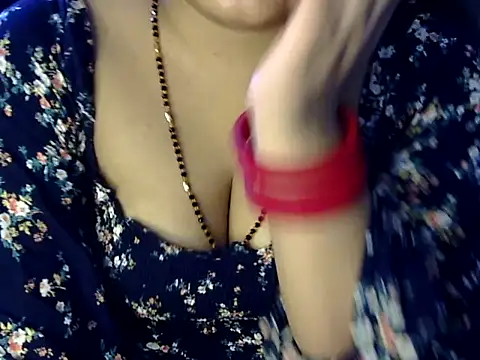 lusty_kalpna's Live Chat Room