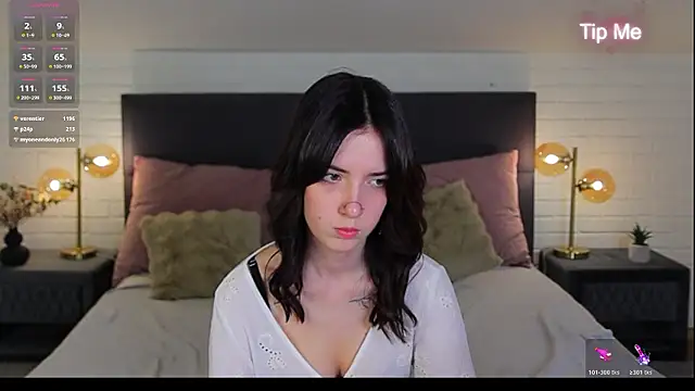 Alex_Shine's Live Chat Room