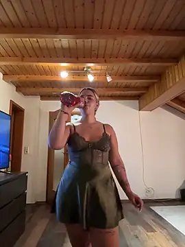 Naomi-Klein Live Chatraum