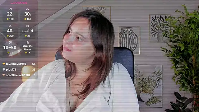 Chatroom en direct de Alica_Keller