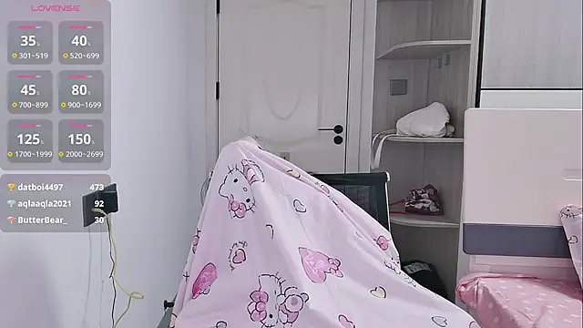 Chat soba uživo modela yishan-22