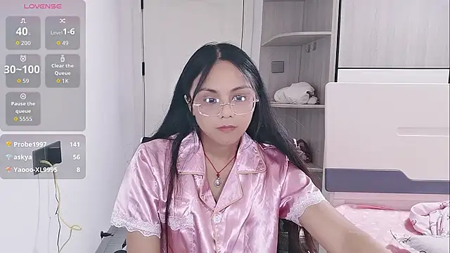 Živá chatovací místnost yishan-22