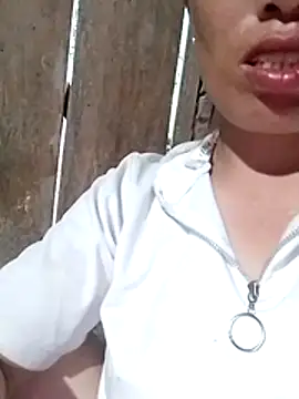 Phòng Chat Trực Tiếp Tu-quyen