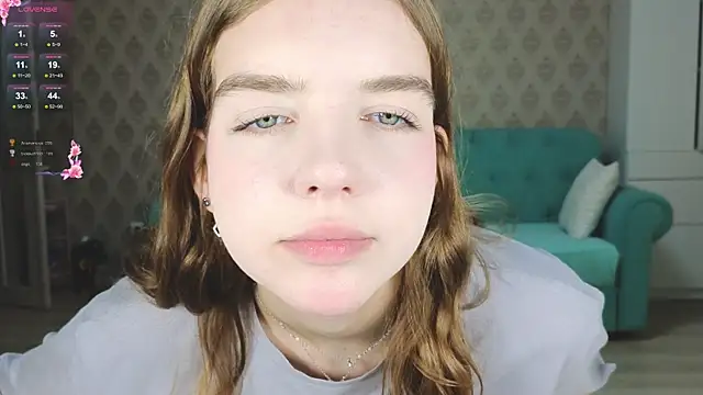 חדר צ'אט בשידור חי של henny_sc