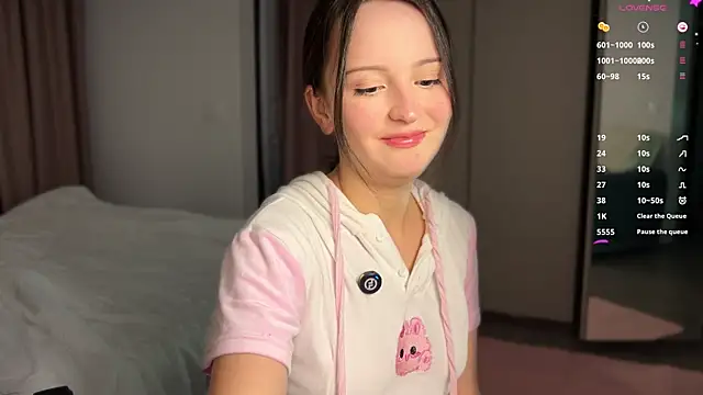 milly_pops – live sex-cam-show