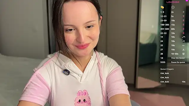 milly_pops live sex-cam show