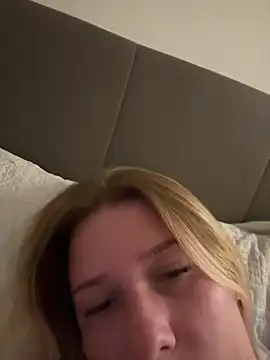 Sala de chat ao vivo de NeleWagner