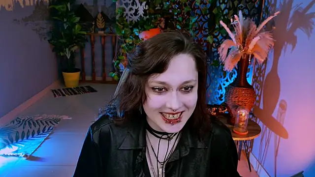 Онлайн чат AliciaDelive