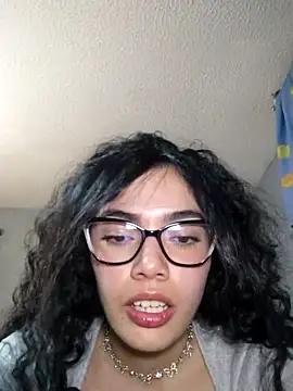 laura_mon Cameră chat live