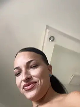 BiancaaVitale 现场聊天室