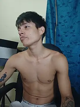 Thebestboyhot3 실시간 채팅방