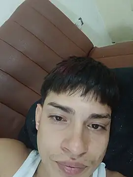 Pokój czatu na żywo – Thebestboyhot3
