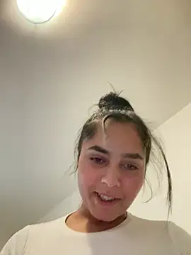 Iramonaqq Show di sesso, in cam, in diretta