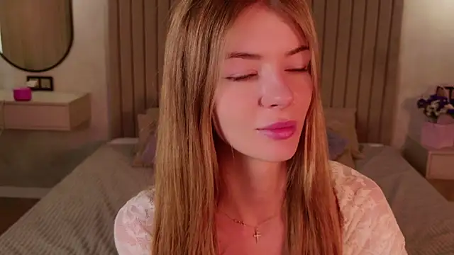 MeganMouris' Live Sex Cam Show