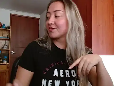officialRoseVelvet Cameră chat live