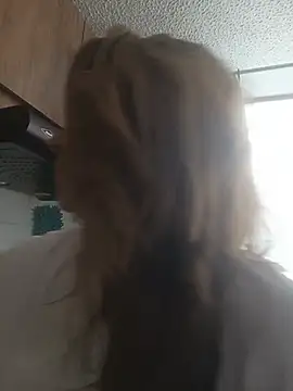 Živá chatovací místnost sky_sanz1