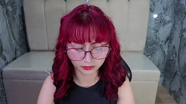 Sala de chat ao vivo de Queen_Red_v