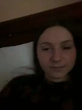 Pokazy przed seks kamerką na żywo – Kirrrraaaa