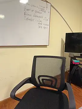Sala de chat en directo de Claire_Wong