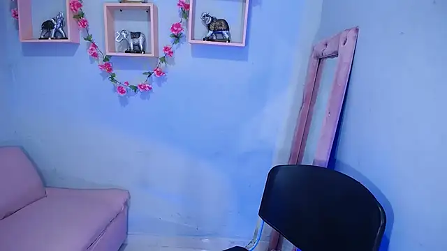 LatinBrunette1 live-chat rom
