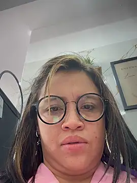 Melany-1 – live chatrum