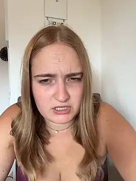 Sexy_Sophia_: δωμάτιο απευθείας συνομιλίας
