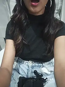 חדר צ'אט בשידור חי של _Sexy_Lilly_