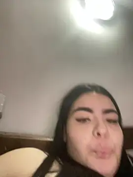 Angelica_big69's Live Chat Room