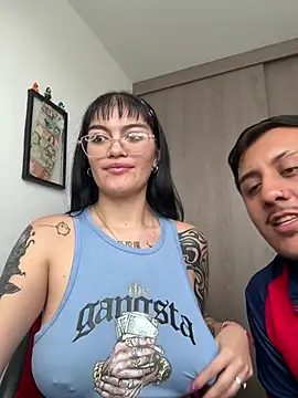 milica_ Live Chatraum