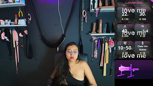 MissVicky_SlaveLiah_BDSM Live Chatraum