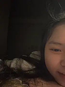 KhanhAnh_005 – live chatrum