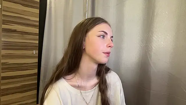 Clara_kitty live-chat rom