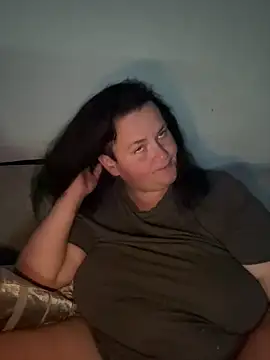 Онлайн чат CurvyScarlett69xx