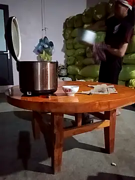 Živá chatovací místnost 30yearr
