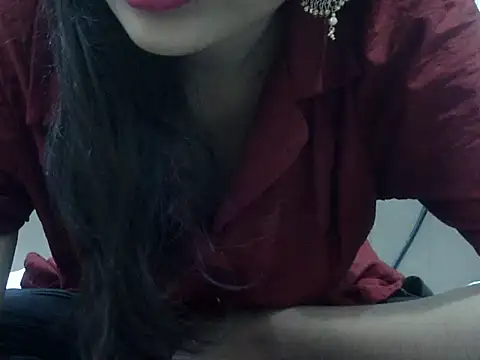 darling_bachha's Live Chat Room