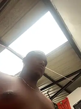 Živá chatovací místnost Tysonn777_