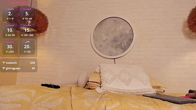 Lea_Rossi Adlı Modelin Canlı Sohbet Odası