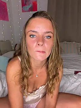 Stella_Rosee Live Chatraum