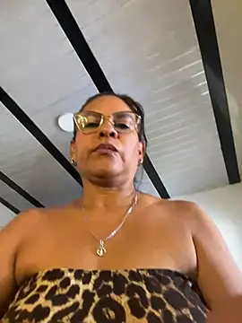 Chatroom en direct de Crystal_Lovee