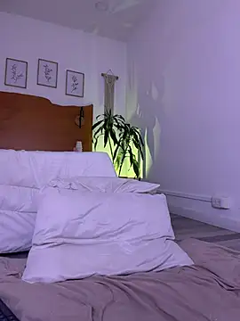 غرفة دردشة Alessia_Selene المباشرة