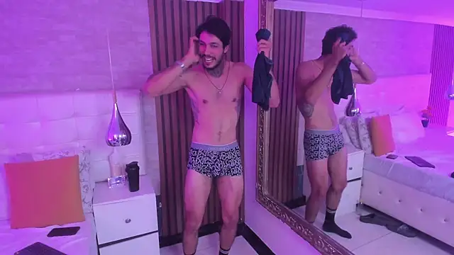 JacksonGreenn – live sex-cam-show