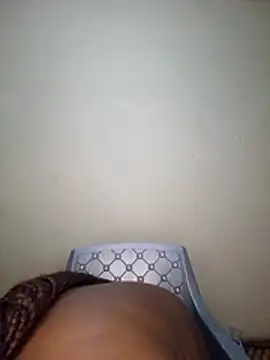 חדר צ'אט בשידור חי של goodtitts