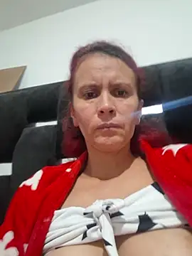 חדר צ'אט בשידור חי של cintia_lov