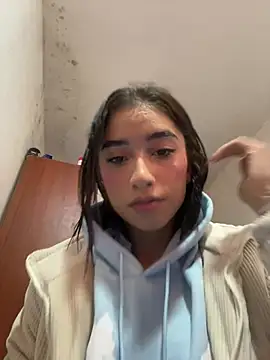 Chat soba uživo modela im_alahia