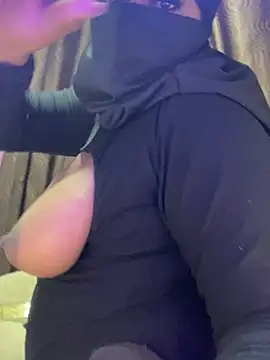 Jade_yasminn 现场聊天室
