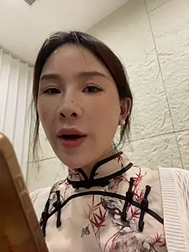 Zoe-520 Live Chatraum
