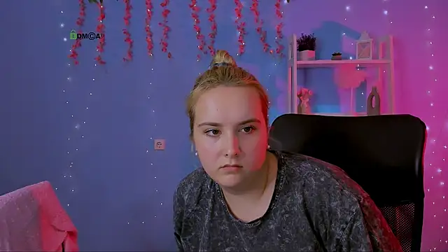 Živá kamerová sex show linda_lynx