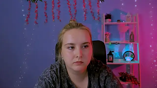 linda_lynx's Live Chat Room