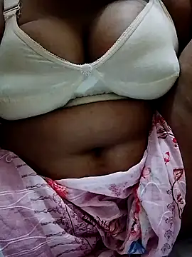 mimma_-_aara Live chatroom